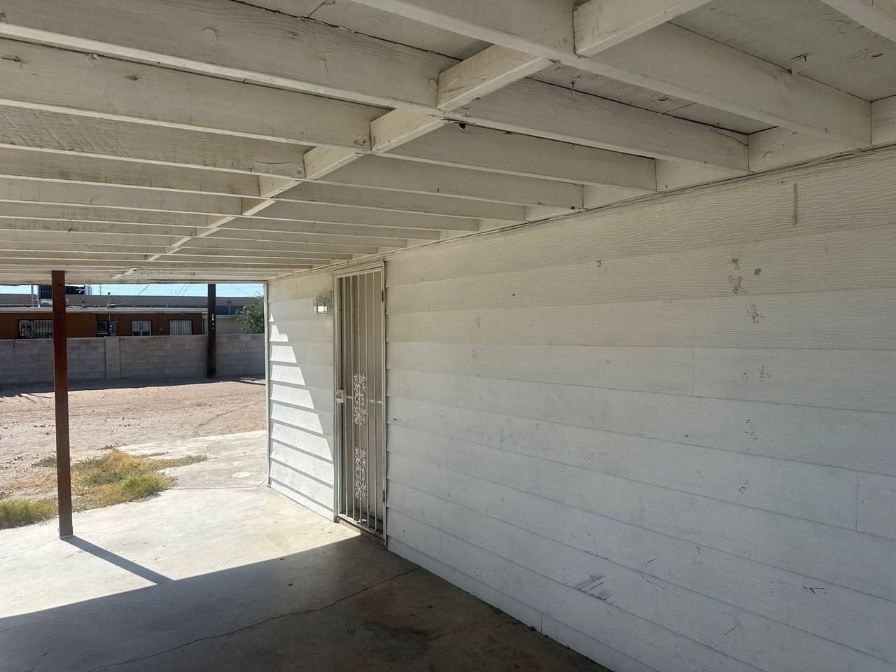 1315 Oakwood Ave - Photo 4 of 38