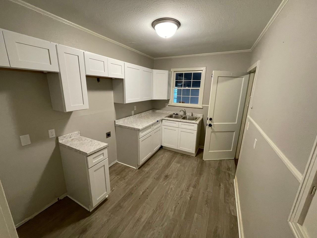 723 Olive Street - Photo 3 of 10