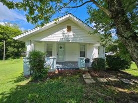 305 Barnwell St - Photo 1 of 1