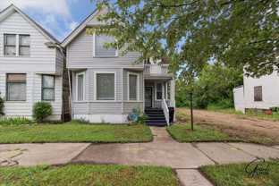 3415 E Canfield St - Photo 1 of 1
