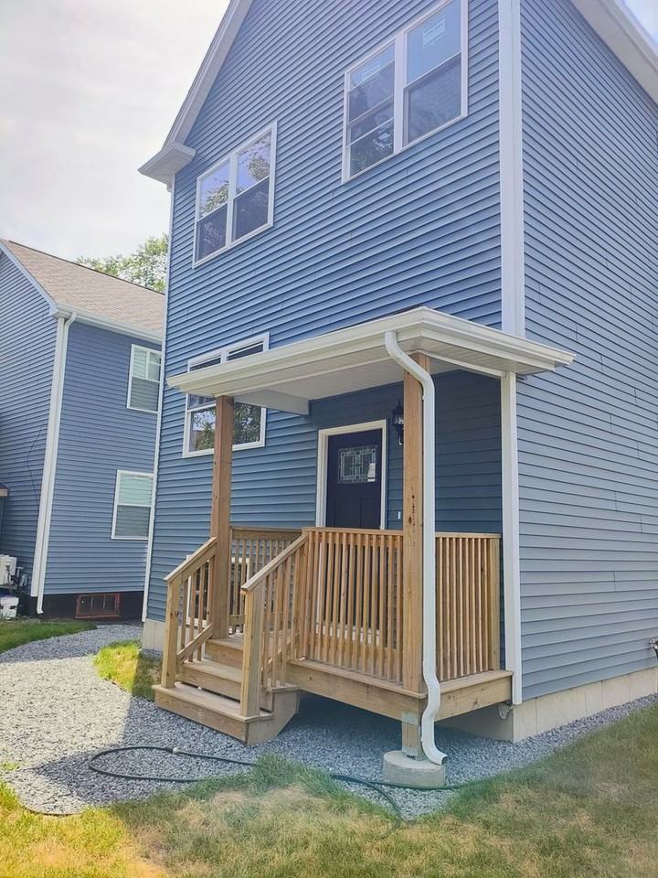 107 Metcalf St - Photo 2 of 17