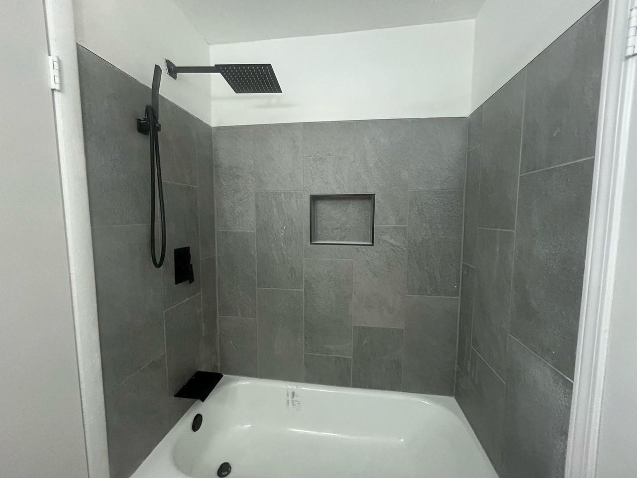 4701 Flat Shoals Rd - Photo 7 of 9