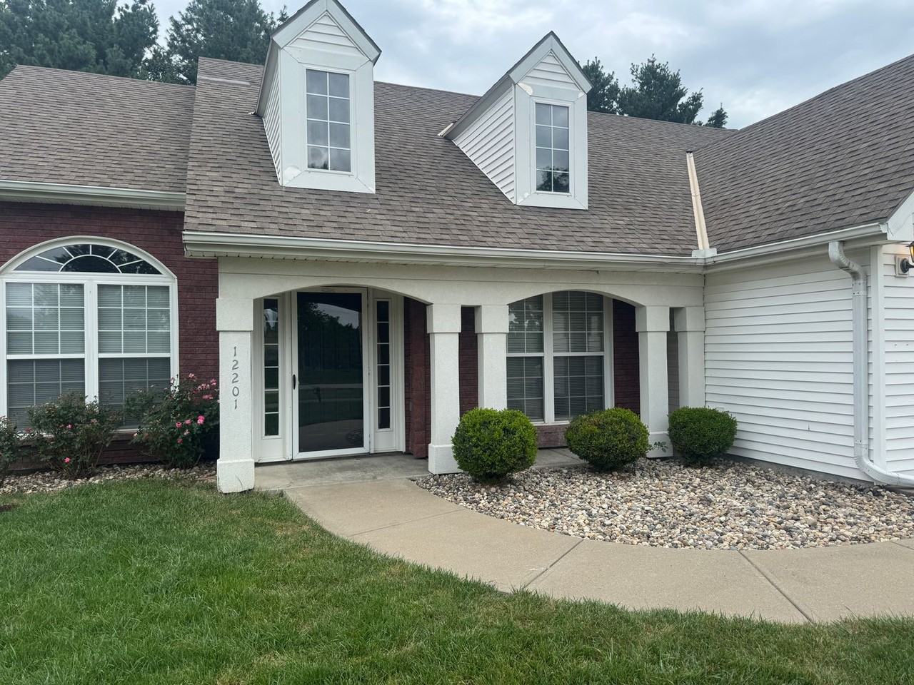 12201 Walden Vw - Photo 2 of 18