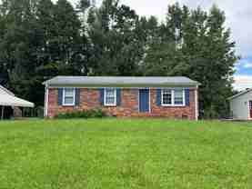 1812 Alpine Dr - Photo 1 of 1