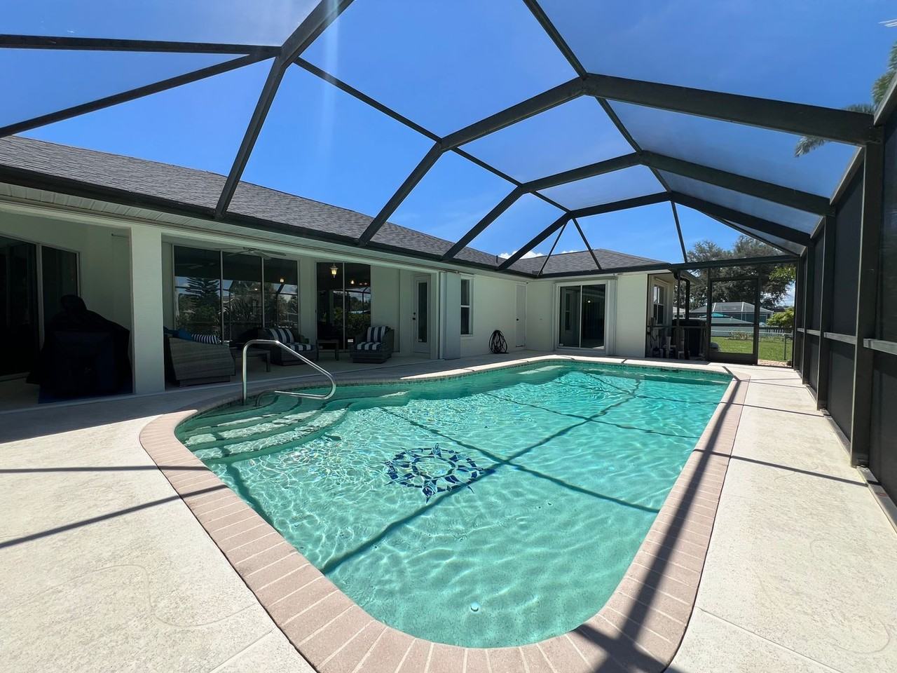 17146 Marydale Rd - Photo 2 of 50