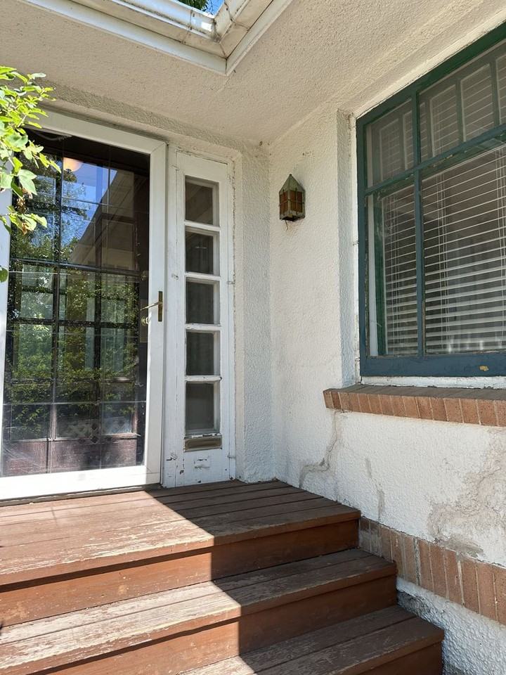 11 15th St N - Photo 3 of 25