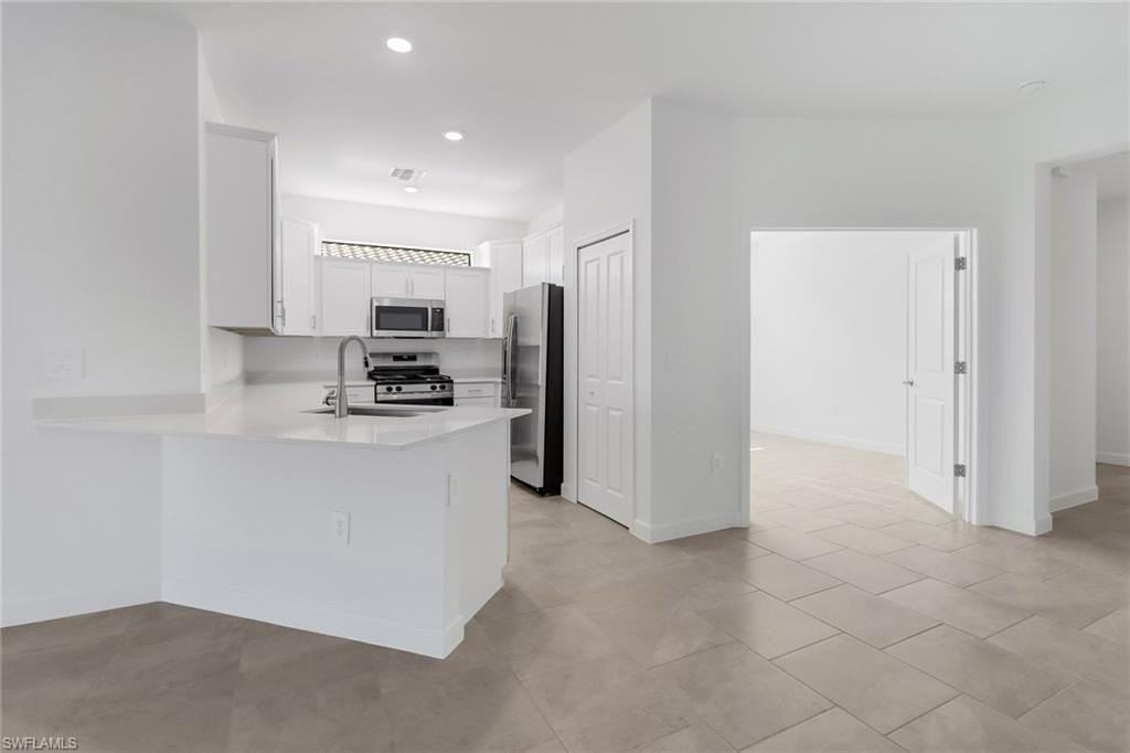 19600 Hinkley Drive - Photo 3 of 41