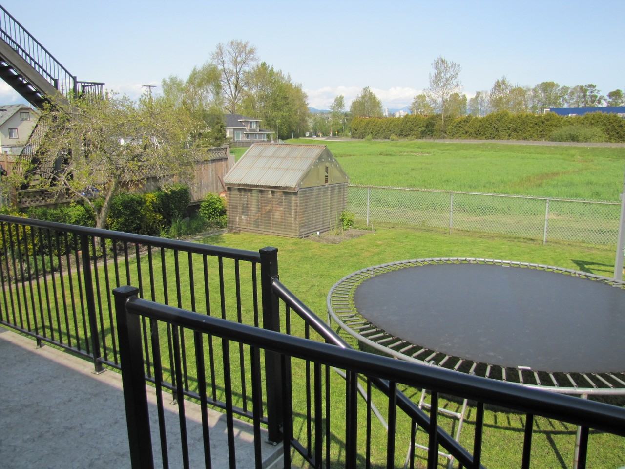 217 Pembina Street - Photo 3 of 15