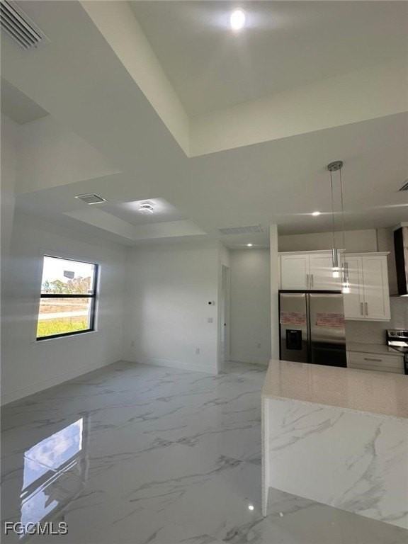 1022 Candlelight Dr - Photo 7 of 38