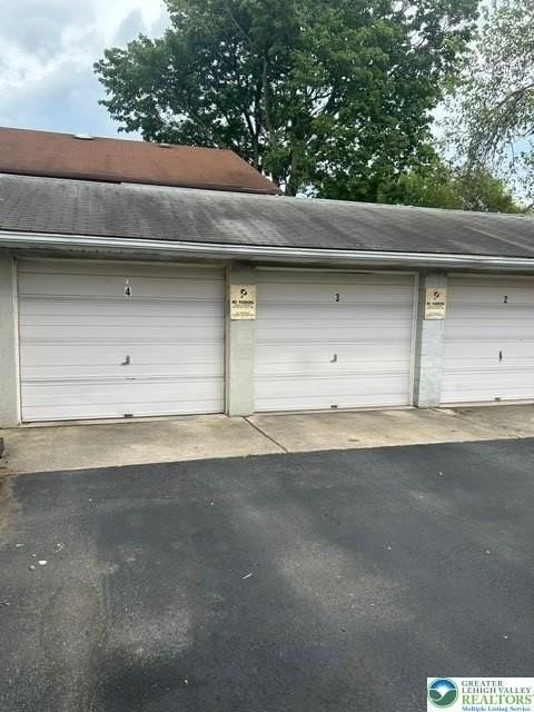 57 East Raspberry Street - Photo 5 of 34