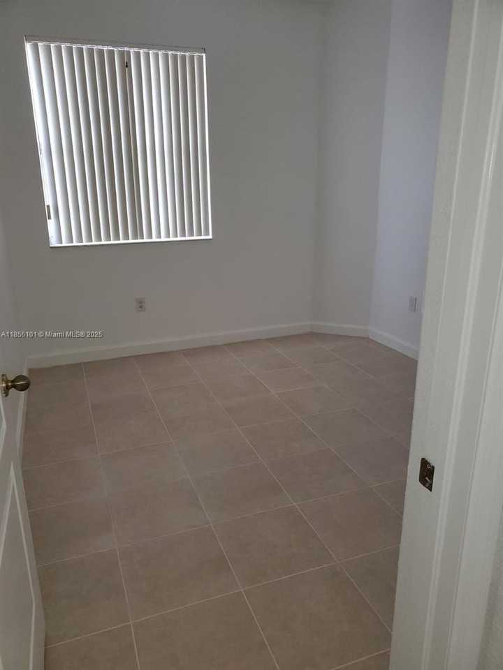 1666 Se 27th Ct #108 - Photo 7 of 16