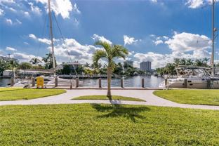 301 Golden Isles Dr #514 - Photo 1 of 1