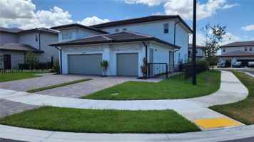 featured image of 12332 Sw 44th St