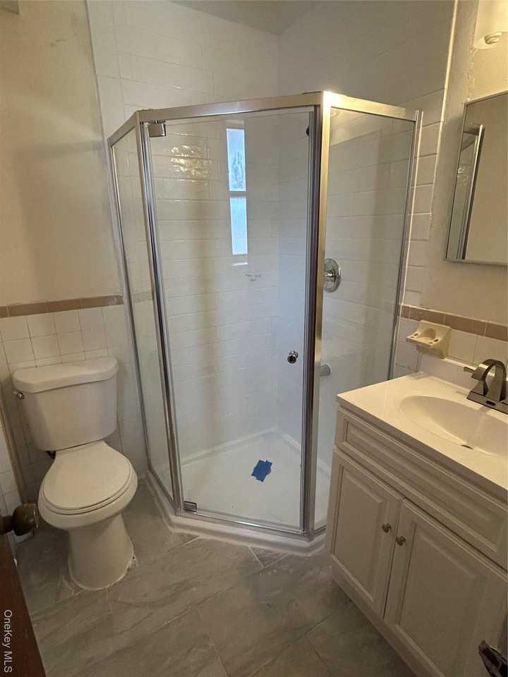 10045 221st St - Photo 4 of 4