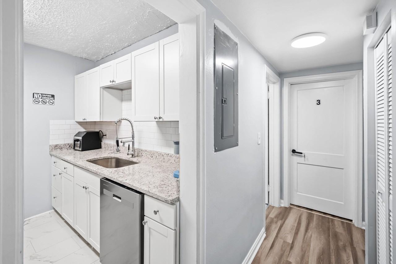 Kingsbury St - Photo 3 of 11