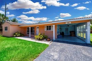 4511 Seagrape Dr - Photo 1 of 1