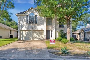 6004 Mesa Verde Cir - Photo 1 of 1