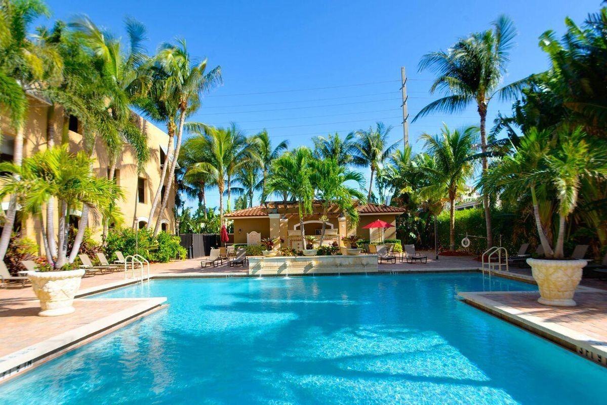 616 Clearwater Park Rd ##407 - Photo 3 of 8