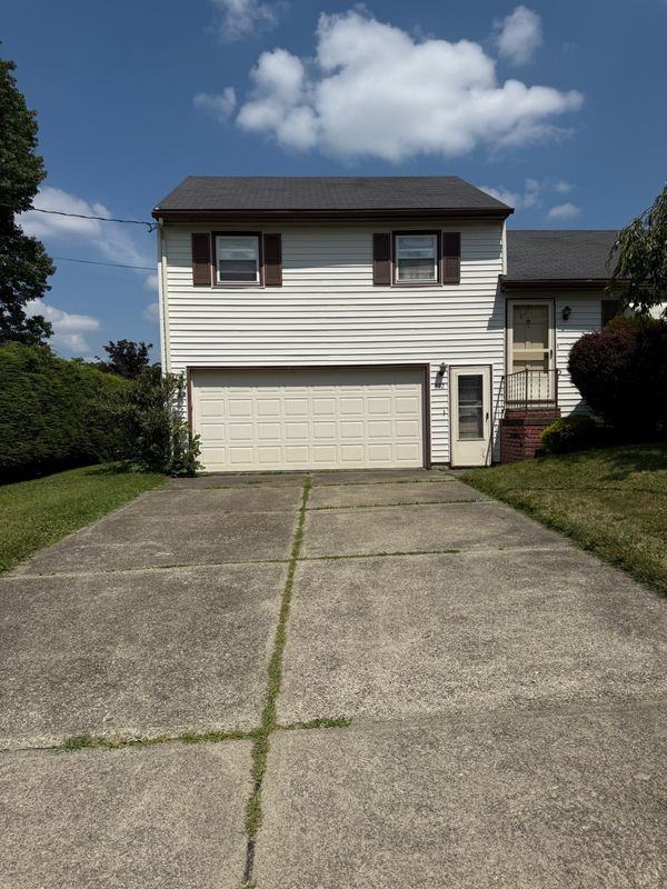 222 Indiana Avenue - Photo 3 of 31