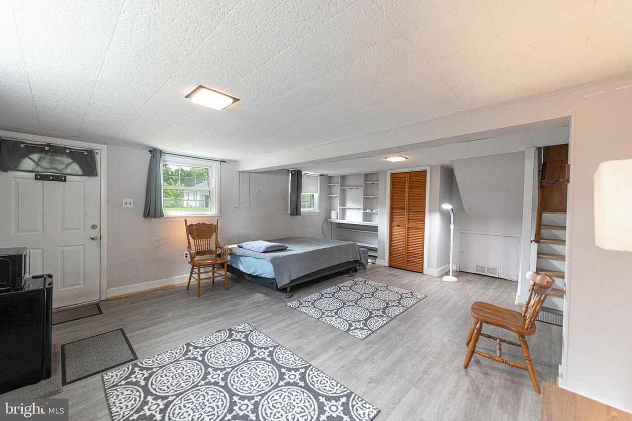 1231 Madison Ave - Photo 3 of 10