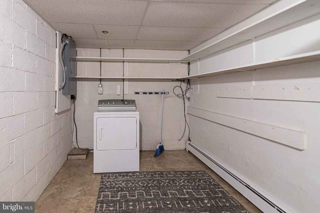 1231 Madison Ave - Photo 5 of 10