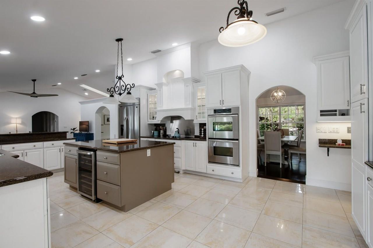 12327 Quercus Ln - Photo 5 of 20