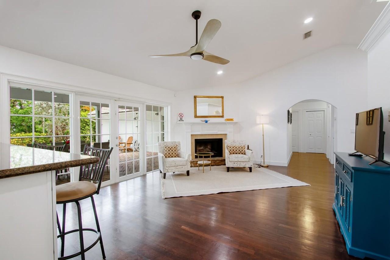 12327 Quercus Ln - Photo 3 of 20