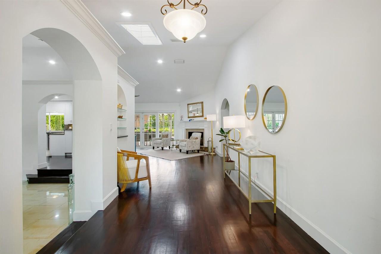 12327 Quercus Ln - Photo 2 of 20