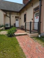 featured image of 352 Manchaug Rd