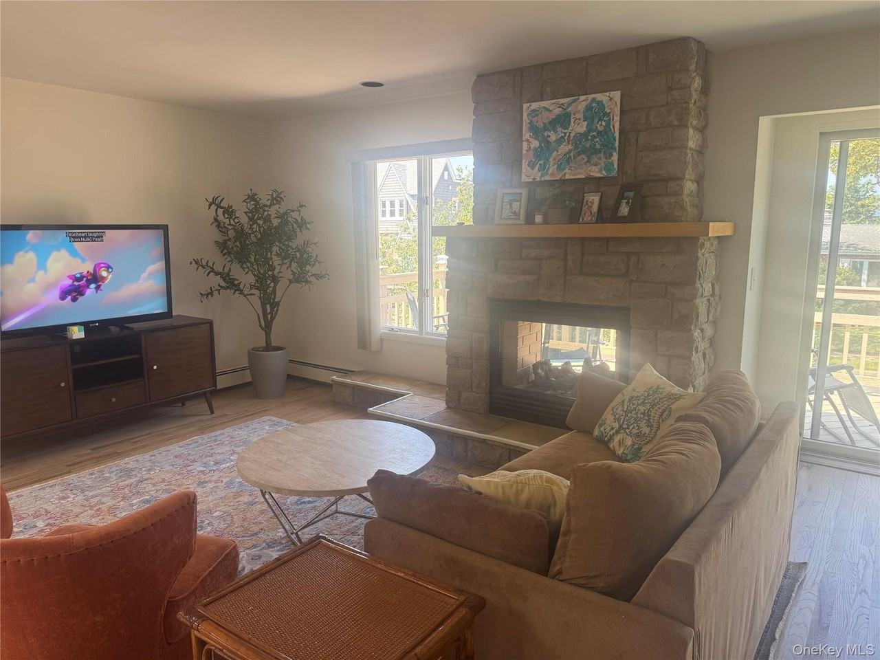 458 W Chester St - Photo 5 of 16