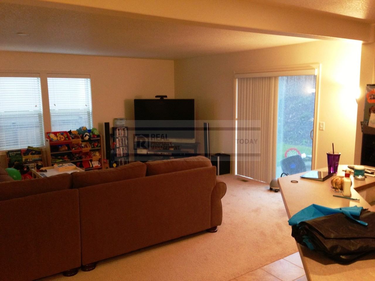 3611 Loren St Ne - Photo 7 of 10