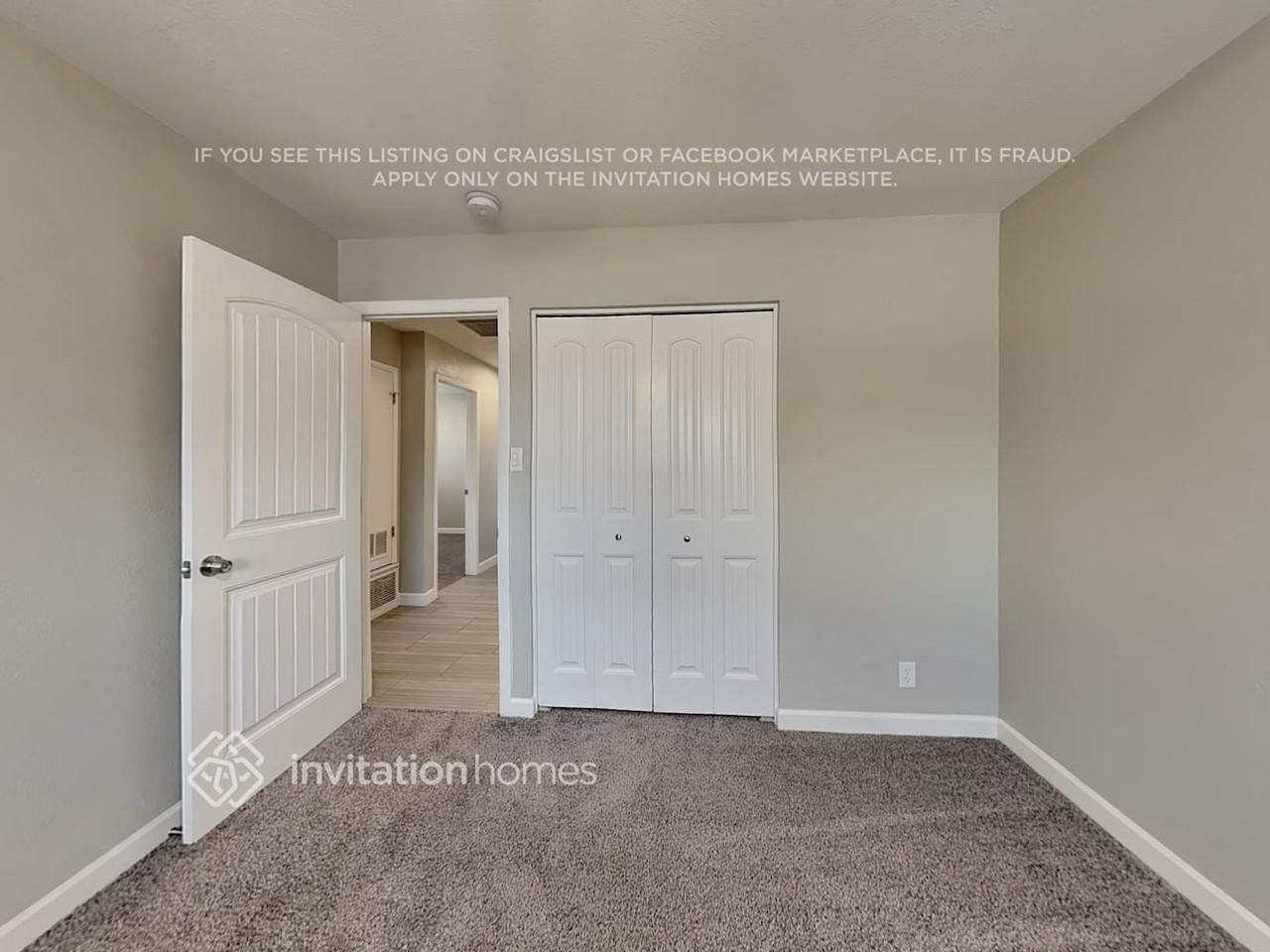 23 E Pierce St - Photo 3 of 23