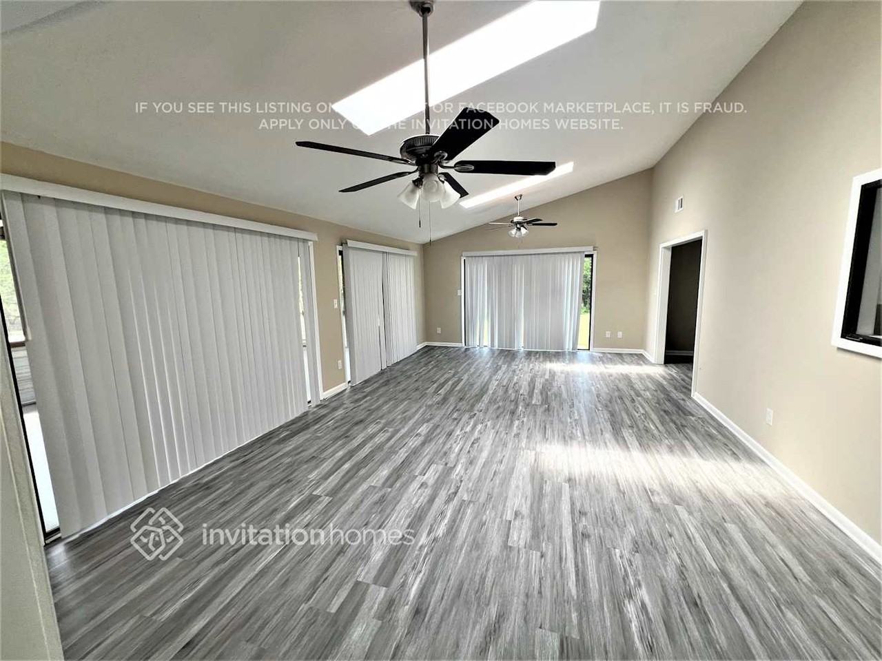 5006 Stoney Point Cir - Photo 3 of 18