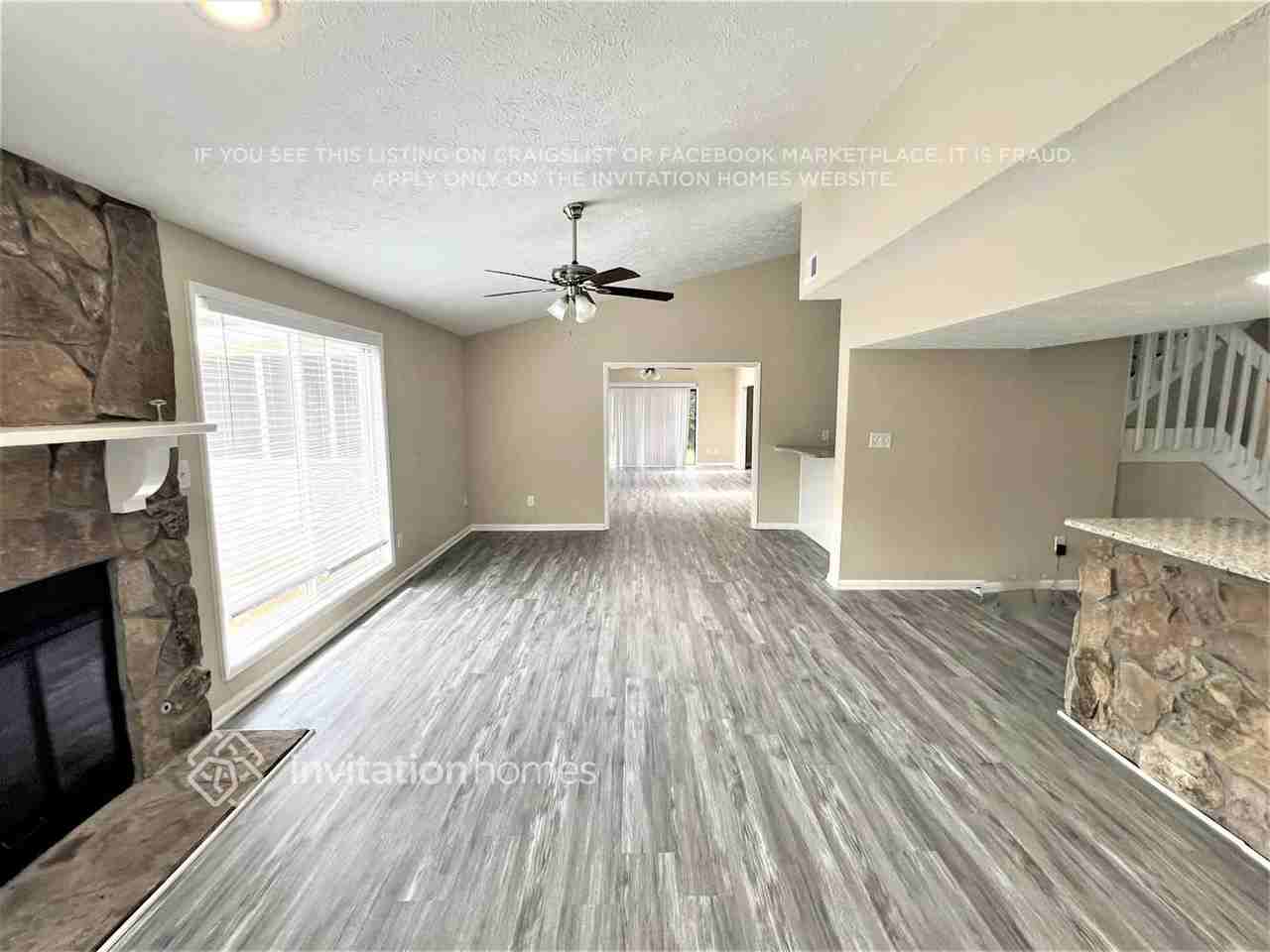 5006 Stoney Point Cir - Photo 4 of 18