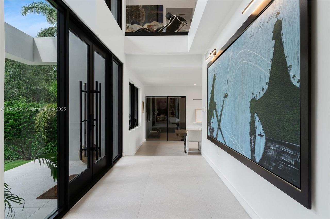 325 Campana Avenue - Photo 2 of 21