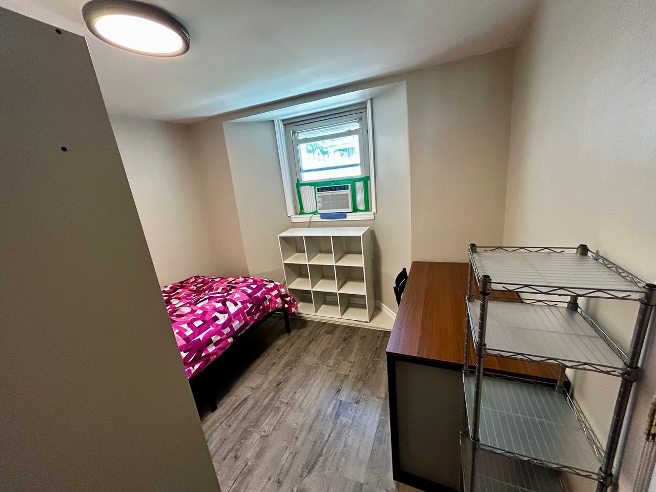 147 Charles Street - Photo 7 of 22