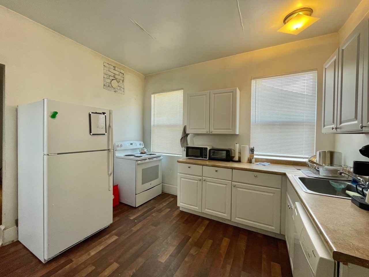 1744 8th Ave - Photo 7 of 26