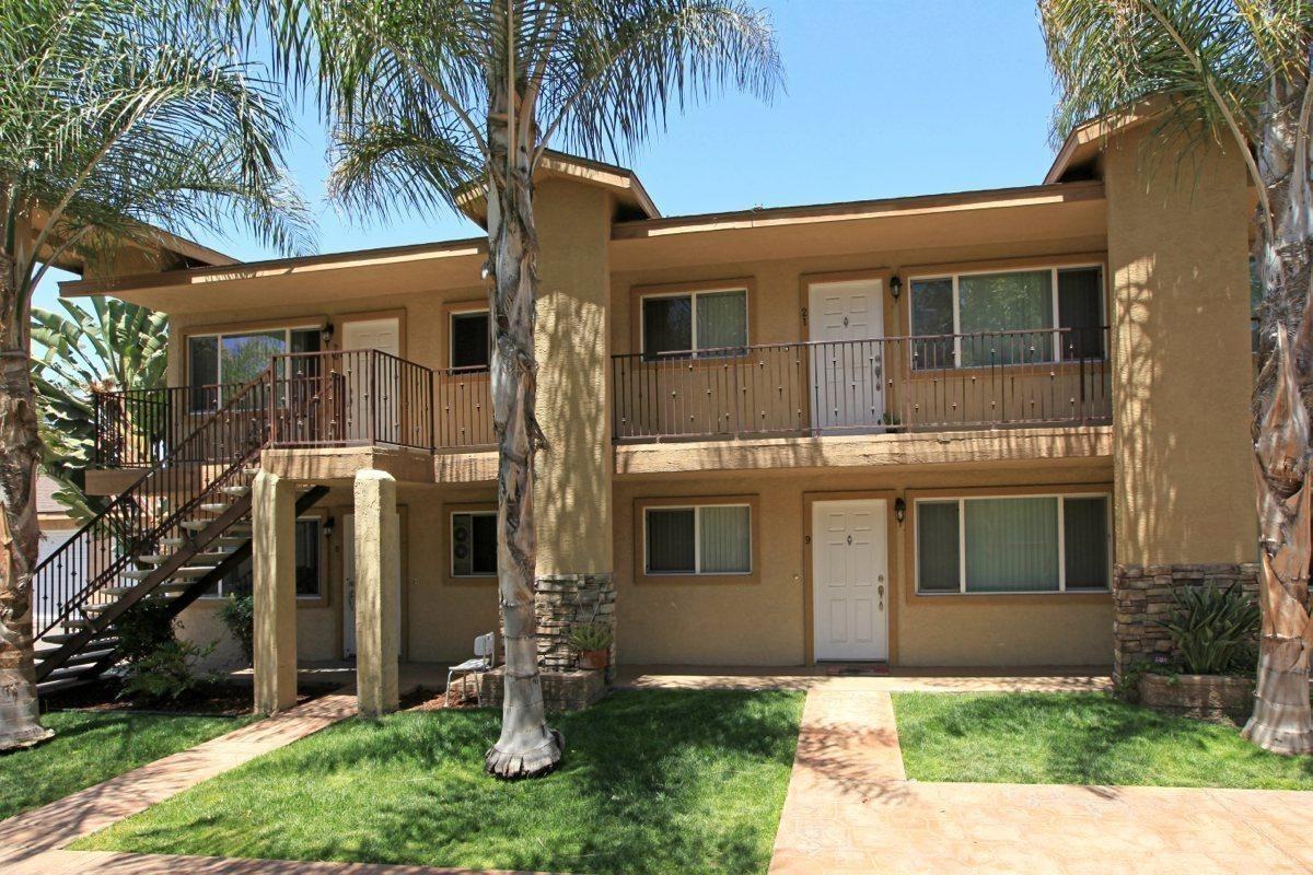 El Palacio - Photo 5 of 28