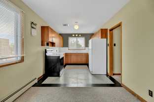 568 Cathedral Avenue 566 - Photo 1 of 1