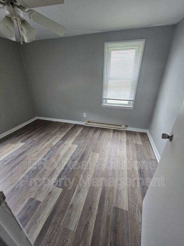 770 Butler Ave - Photo 2 of 23