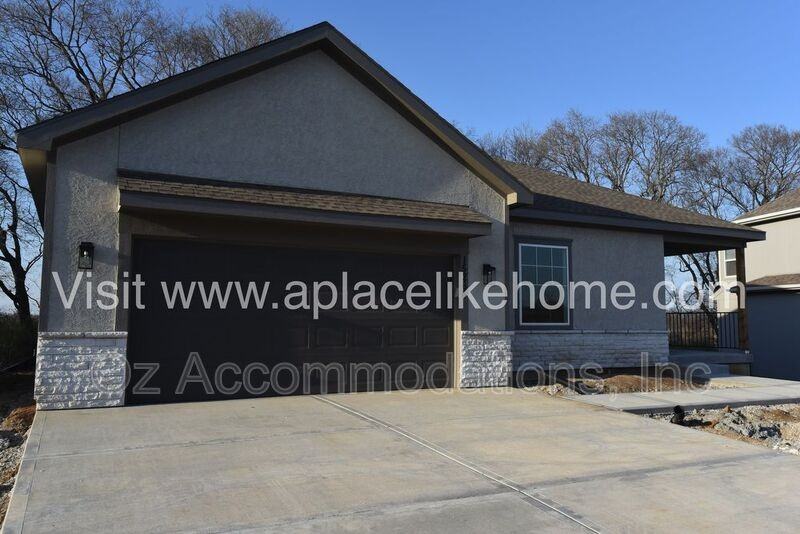 15264 W 171st Ter - Photo 3 of 31