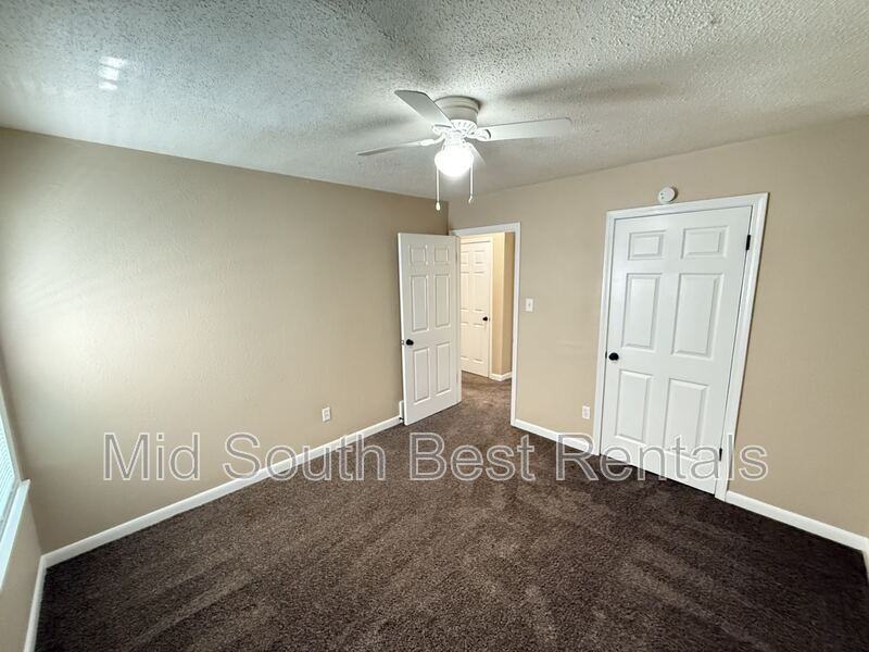 5332 Cedar Bluff Dr - Photo 6 of 11