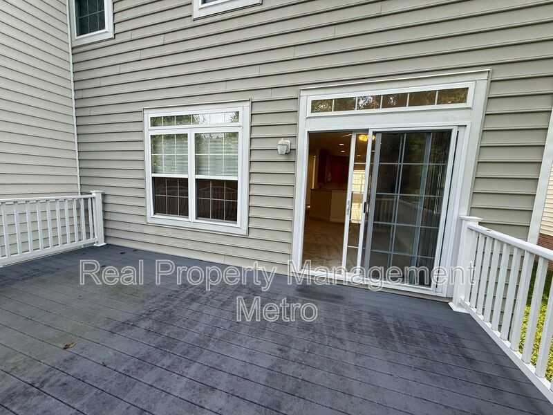 9725 Evening Bird Ln - Photo 6 of 26