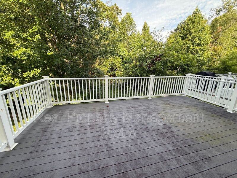 9725 Evening Bird Ln - Photo 7 of 26