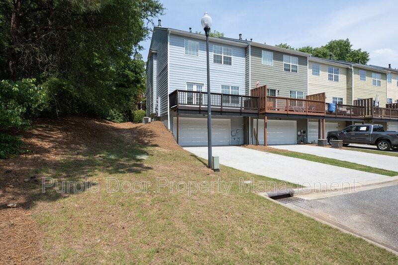 1214 Charleston Ct - Photo 6 of 35