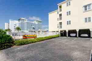 featured image of 1004 Carolina Beach Ave S