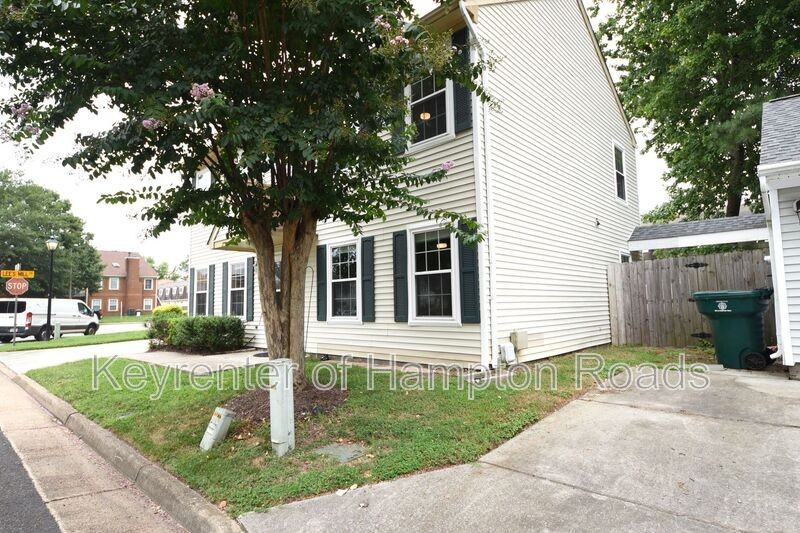 192 S Hall Way - Photo 2 of 42