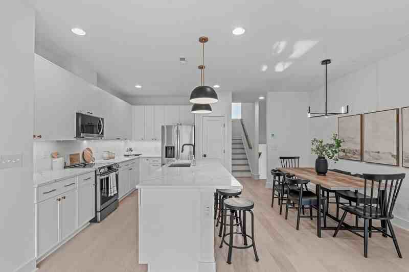 616 Rocky Knob Court - Photo 5 of 43