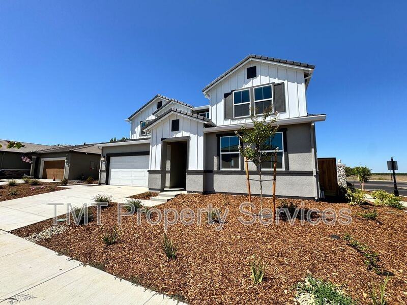 1372 Redford Way - Photo 2 of 37