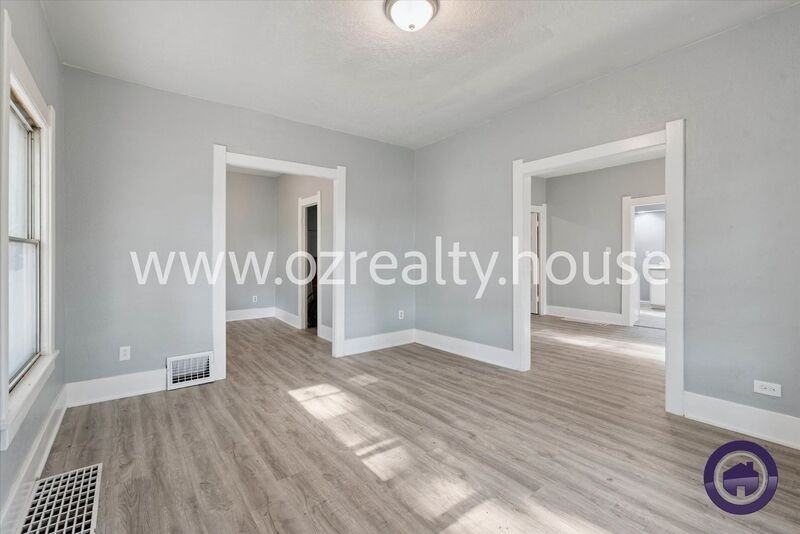 24 Tyler St - Photo 2 of 18